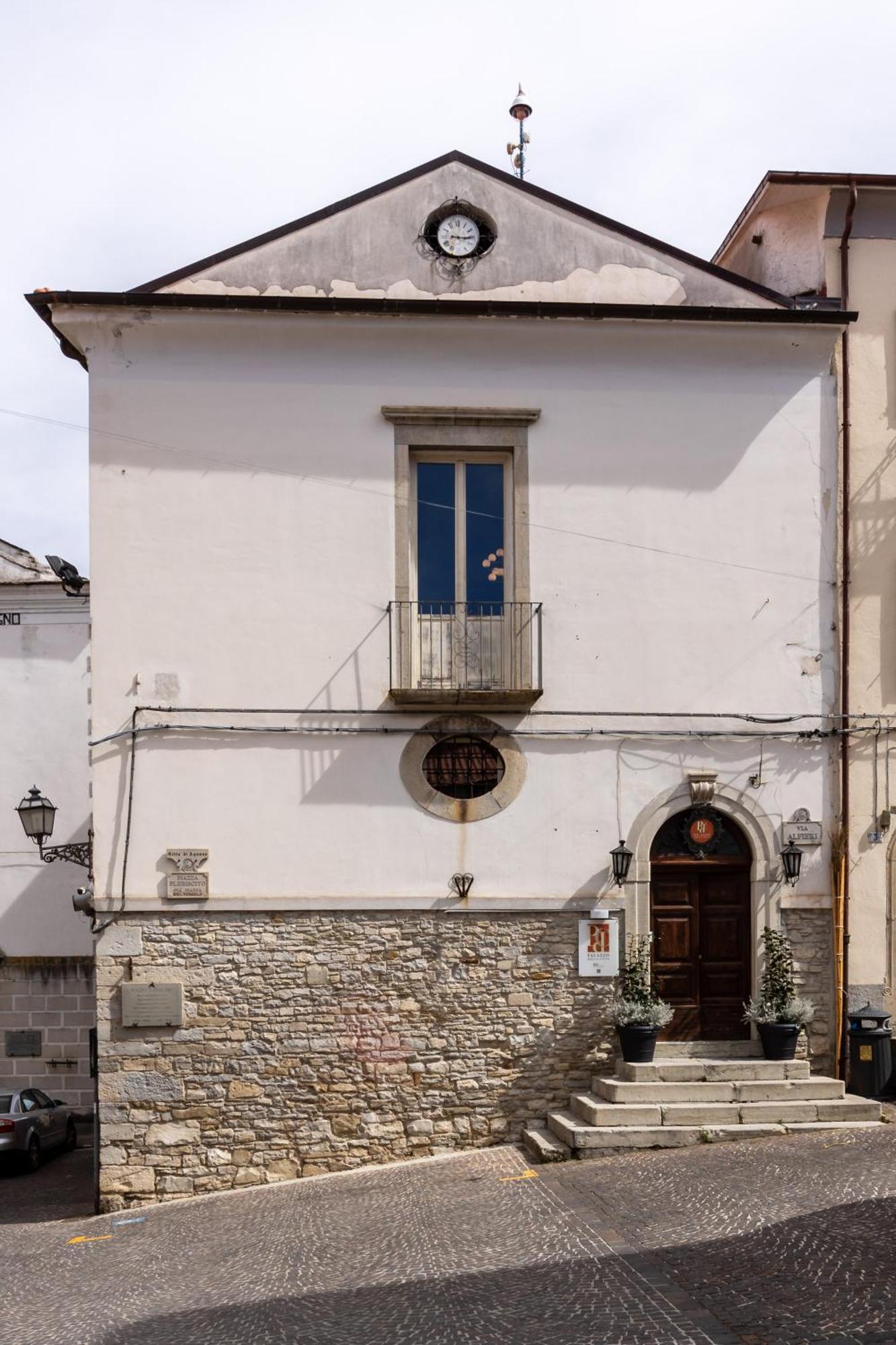 Palazzo Della Citta Hotel Agnone Bagian luar foto