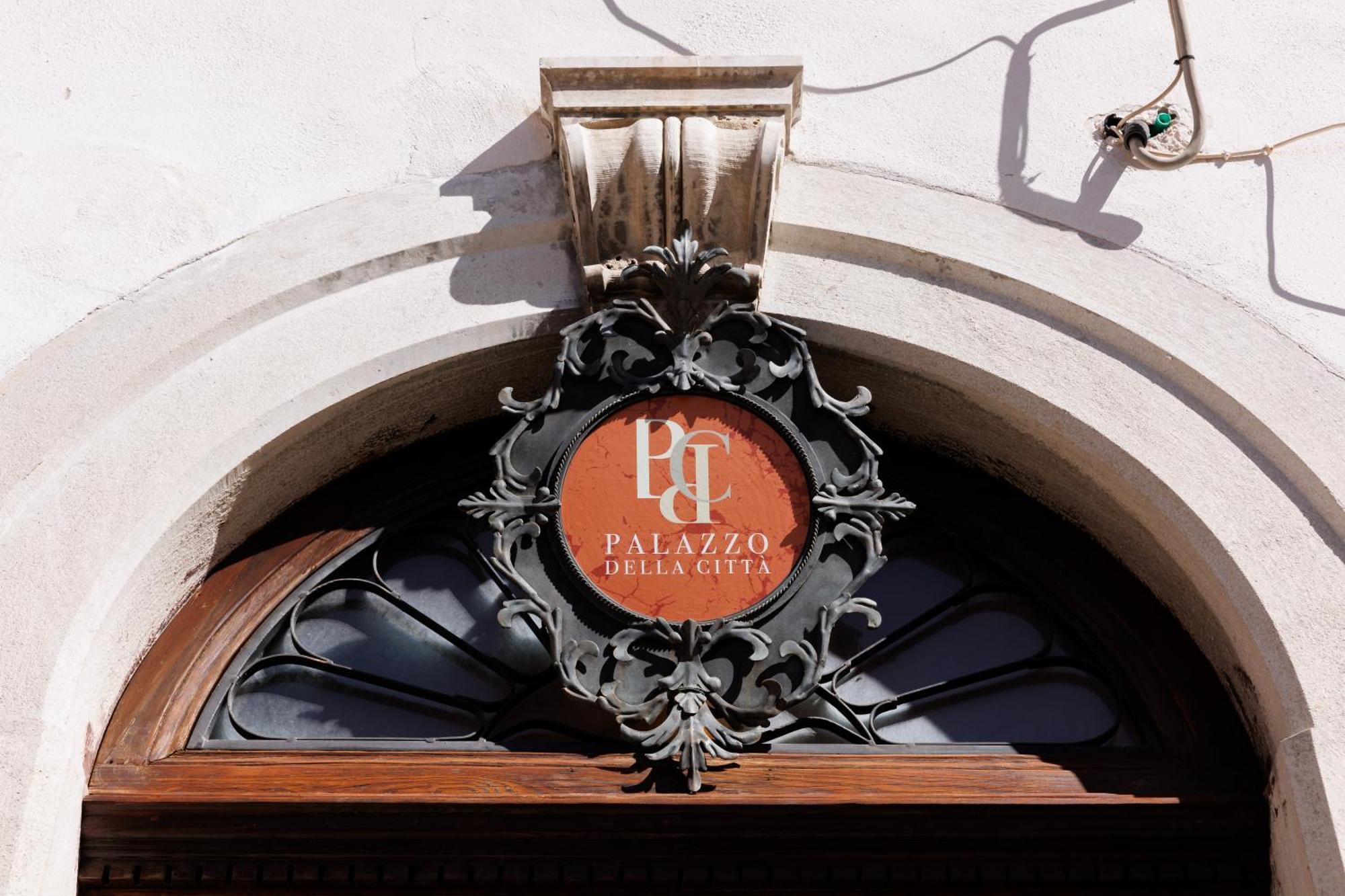 Palazzo Della Citta Hotel Agnone Bagian luar foto