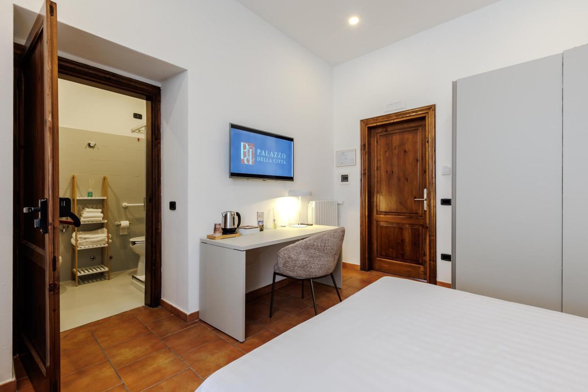 Palazzo Della Citta Hotel Agnone Bagian luar foto
